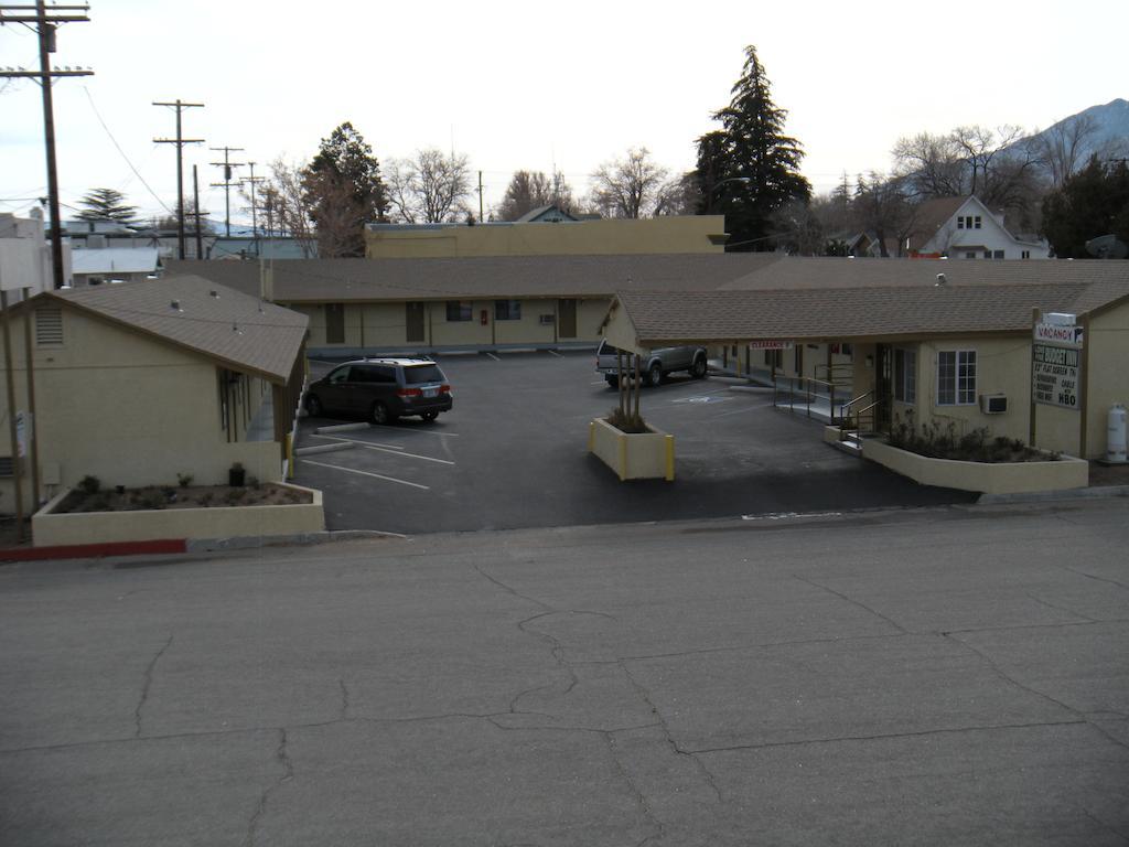 Lone Pine Budget Inn Exterior photo